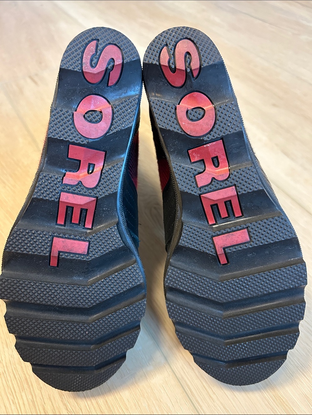 Sorel Lexie Wedge Boot Red Black Buffalo Plaid Check size 9.5 - Picture 11 of 16